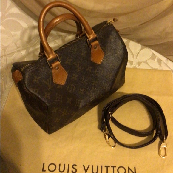 Louis Vuitton Handbags - Louis Vuitton Vintage Speedy 25
